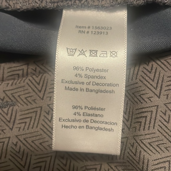 Shorts - Picture 9 of 9